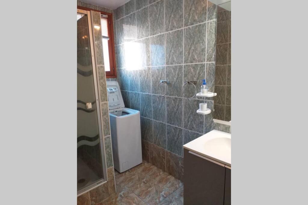 Apartment La Tour Fondue Vue Grand T2 Face A Porquerolles Drap Serviette Non Fournis