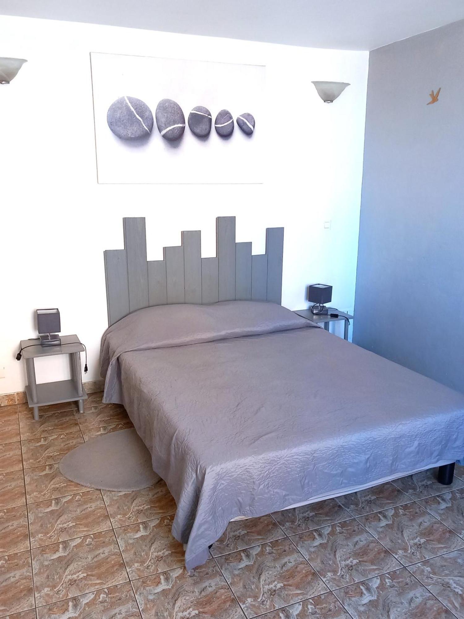 La Tour Fondue Vue Grand T2 Face A Porquerolles Drap Serviette Non Fournis Apartment Hyeres