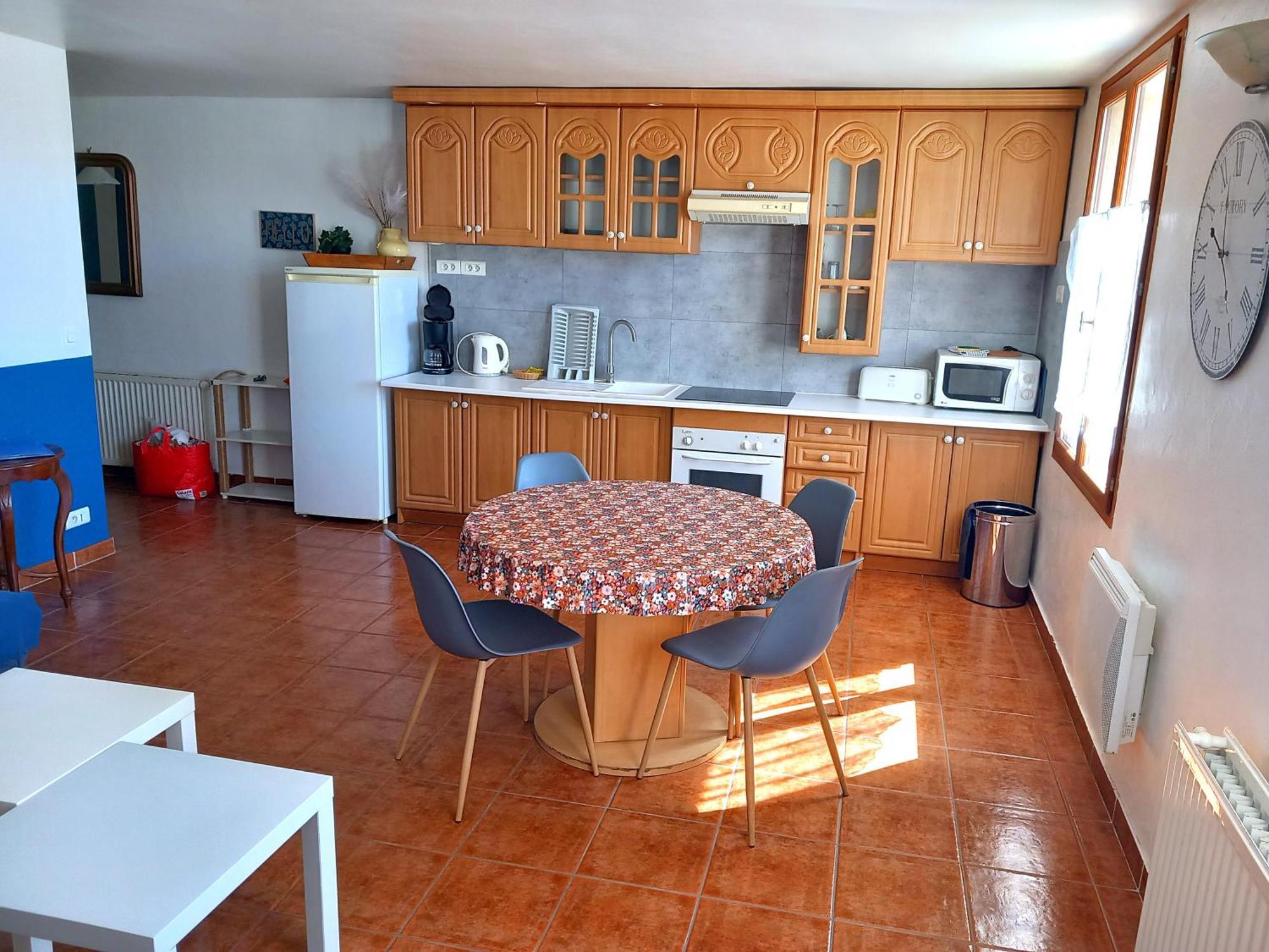 La Tour Fondue Vue Grand T2 Face A Porquerolles Drap Serviette Non Fournis Apartment